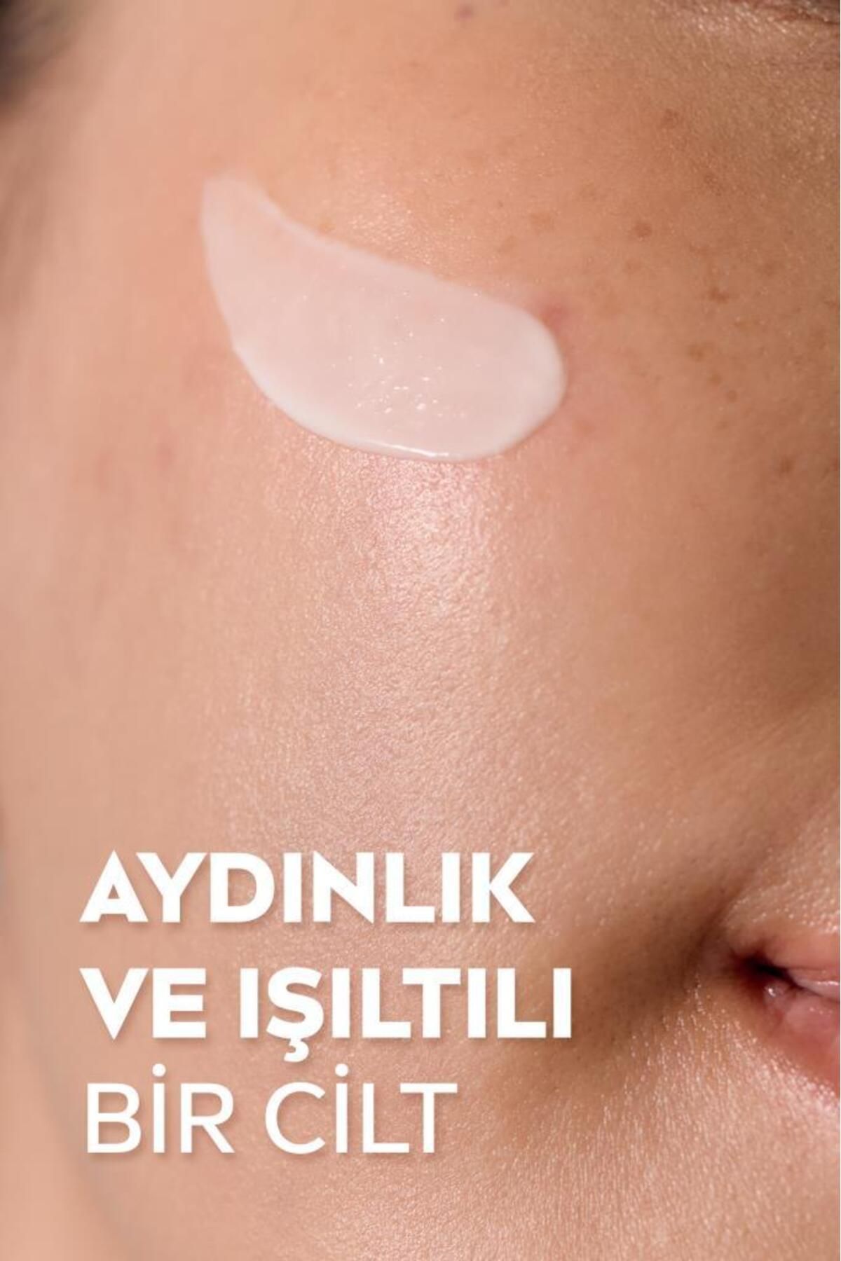 Luminous630 Thiamidol Etkili Leke Karşıtı Gündüz Yüz Kremi 40ml, Spf50 Uv Koruma, Hyaluronik Asit Luminous630 Thiamidol Etkili Leke Karşıtı Gündüz Yüz Kremi 40ml, Spf50 Uv Koruma, Hyaluronik Asit