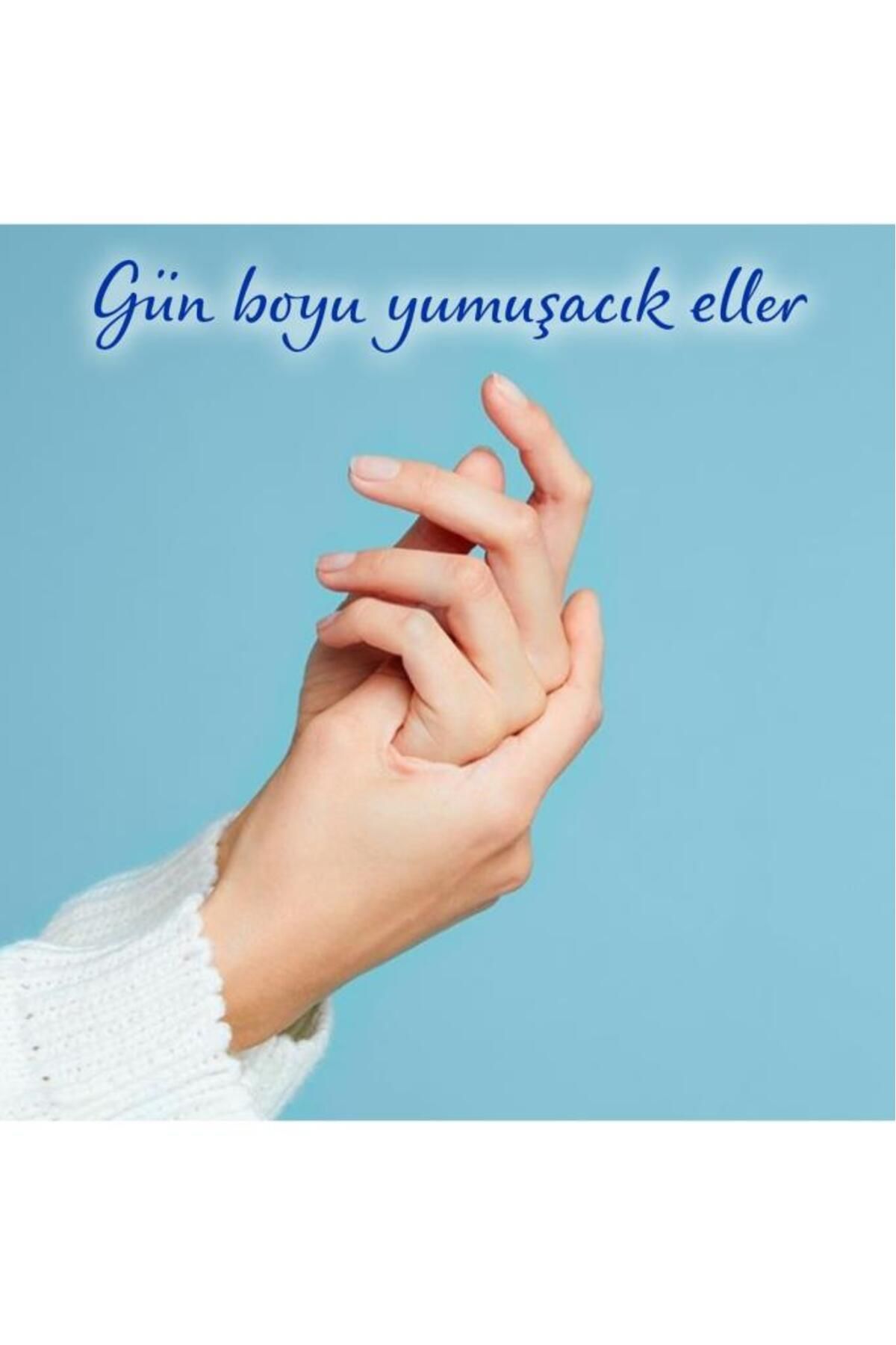 Nivea Yoğun Nemlendirici El Bakım Kremi 75ml, Doğal Badem, Shea Yağı, Koruyucu, Besleyici, Kuru Ciltler Nivea Yoğun Nemlendirici El Bakım Kremi 75ml, Doğal Badem, Shea Yağı, Koruyucu, Besleyici, Kuru Ciltler